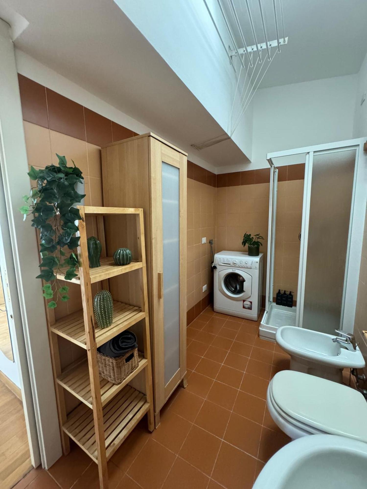 Appartamento Isola- Attico Con Balcone Милано Екстериор снимка